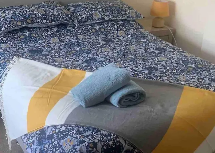 Comfortable Ground Floor Studio Apartment.